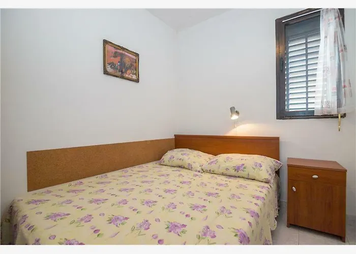 Maja Apartment *